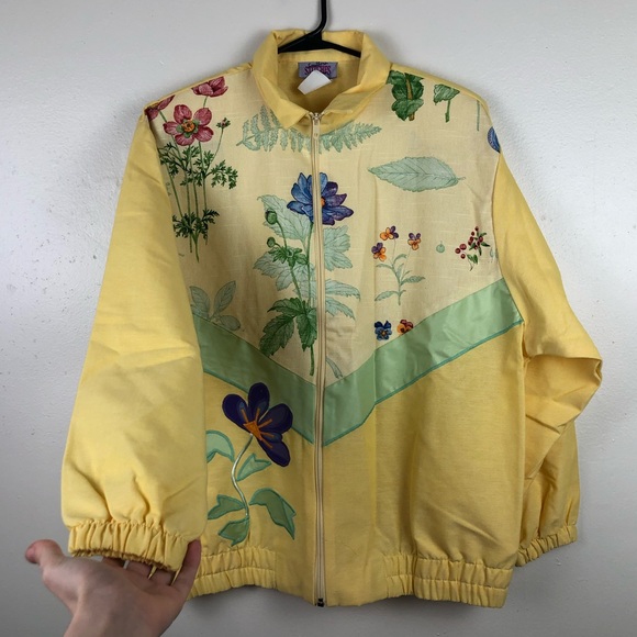 Vintage Southern Stitches and More Yellow Floral Jacket - Picture 2 of 6